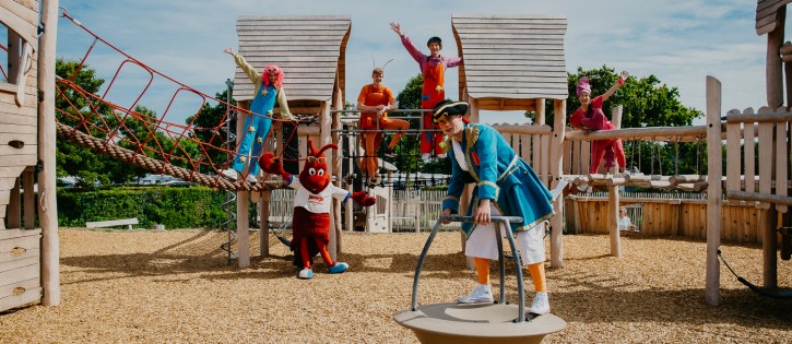 Juultje & Friends Schateiland Julianahoeve 2022.jpg