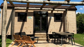 Woodlodge 4 personen buitenaanzicht.jpeg