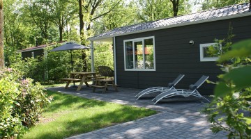 Jonge gezinnen chalet entree.JPG